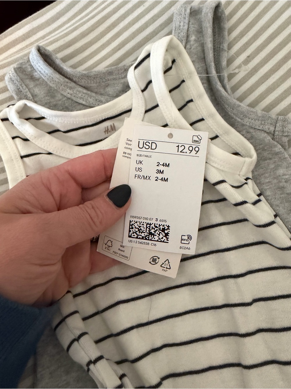 H&M TWO PACK Baby Striped Tank One-Piece Bodysuit - White & Gray - Picture 4 of 5